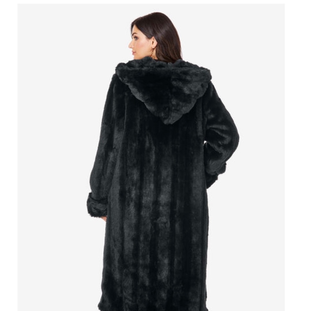 Black faux fur coat - Picture 7 of 12